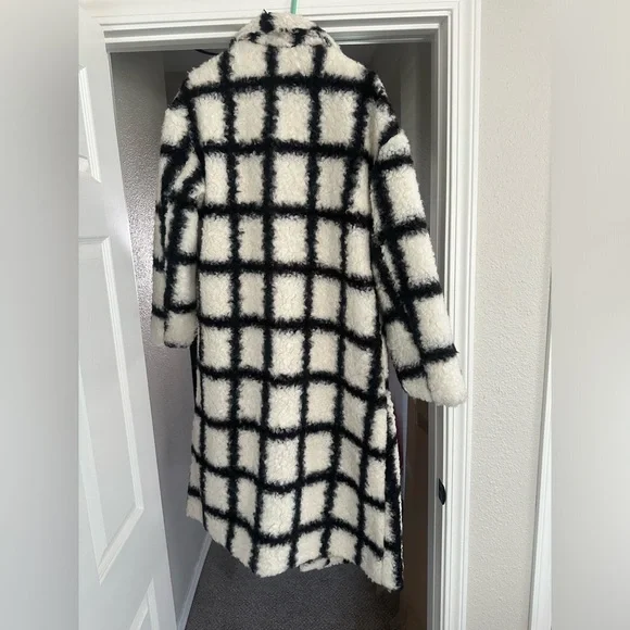 Plaid Pattern Double Breasted Teddy Coat - Picture 4 of 4